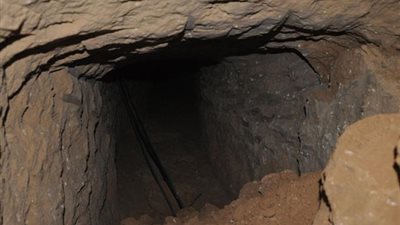 ضبط نفقي تهريب طولهما 3 كيلومتر على حدود غزة برفح