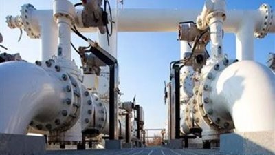 إغلاق خط نفط بين أمريكا وكندا بعد تسرب 5 آلاف برميل