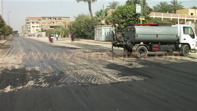 رصف الشوارع المحطمة نتيجة توصيل الغاز الطبيعي بطوخ