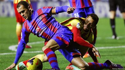 الدوري الإسباني: تعادل بطعم الهزيمة لبرشلونة مع ليفانتي