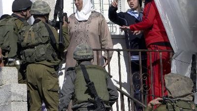 السلطات الإسرائيلية تصدر أوامر بوقف بناء 30 منزلًا فى سلوان بالقدس