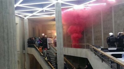 بالصوت.. إلقاء قنبلة دخان على 