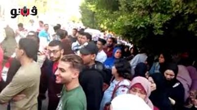 مدارس «بير السلم» كارثة التعليم.. تظاهر أولياء أمور طلاب «كمال سليمان» أمام الوزارة.. جرين هيفن «سبوبة جديدة».. تربوي: مسئولية التعليم.. وعزت السيد: المدارس الوهمية جريمة