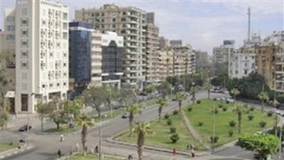 رئيس حي مصر الجديدة يتابع تطوير مدرج غرناطة الملكي