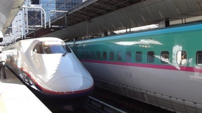 سكك حديد اليابان تعتذر للركاب عن تحرك قطار 20 ثانية مبكرًا