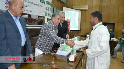 بالفيديو والصور.. محافظ الفيوم و