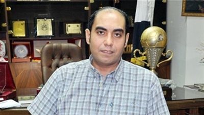 لطيف يعتمد سفره مع منتخب الكرة الشاطئية  بـ 