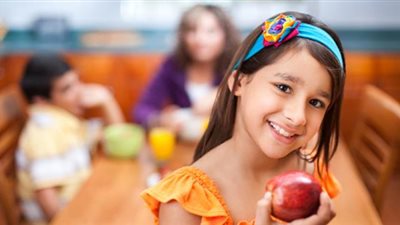 8 نصائح لوالدي الطفل المصاب بالسكر