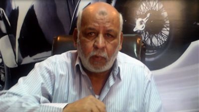 بالفيديو.. تاجر سيارات: 