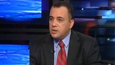 خبير علاقات دولية: الملاحقات الأمنية وراء عزوف الشباب عن الاستفتاء