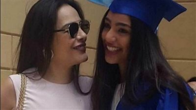 شريهان تحتفل بحصول ابنتها على الماجستير| فيديو