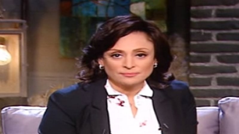  الإعلامية مني عراقي
