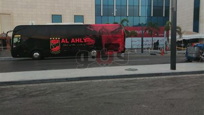 بعثة الأهلي تغادر إلى رادس لخوض النهائي الأفريقي