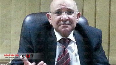 خبير بنكي: الليرة لا تتداول خارج الحدود التركية