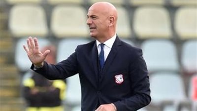 «كاربي» الإيطالي يقيل مدربه «سانيننو» ويعين «كاستوري»