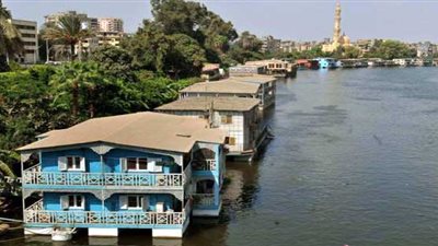 60 % من سكان العوامات أطباء في عام 1954