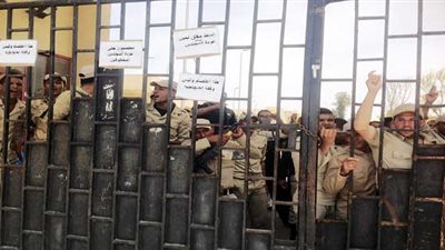 شقيق أحد الجنود المختطفين:  لن أعود إلا بعودة أخي