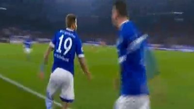 شالكة يتقدم على جالطة سراي 1/ 0 بالشوط الأول (فيديو)