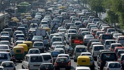 حالة المرور على الطرق اليوم.. زحام على الأوتوستراد والدائري وطريق الإسكندرية الزراعي.. كثافات مرورية على محور صلاح سالم وكوبري أكتوبر.. وحملات أمنية لضبط السائقين المتعاطين