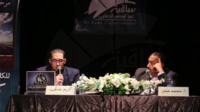 بالصور.. كريم عدلي يحتفل بتوقيع روايتي «ترانزيت» و«الدم»