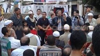 بالصور.. خالد يوسف يطلق حملته الانتخابية في كفر شكر