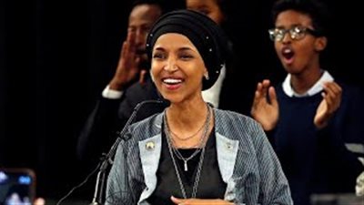 أول محجبة بالكونجرس للناخبين: شكرًا على ثقتكم وتصويتكم (فيديو)