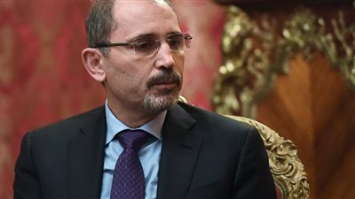 وزراء خارجية البحرين والأردن وجيبوتي يصلون مطار القاهرة