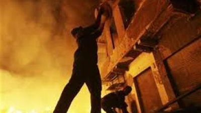 حريق يلتهم منزلا ومحصول قمح وإصابة مساعد شرطة بـ