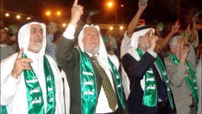 صراع مكتوم بين 