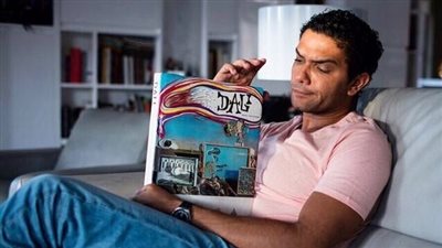 آسر ياسين يعبر عن إعجابه بـ«سلفادور دالي»