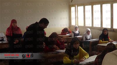بالصور.. وكيل تعليم البحيرة يتفقد امتحانات الإعدادية