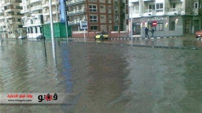 أمطار غزيرة مصحوبة بالبرق والرعد على البحيرة