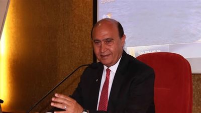 «اقتصادية قناة السويس» و«موانئ دبي» تستعرضان مشروع «منطقة السخنة العالمية» بجبل علي.. سلطان بن سليم: يمثل فرصة لن تتكرر أمام المستثمرين.. ويوفر 400 ألف فرصة عمل للشباب