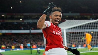 أوباميانج مرشح للانضمام إلى برشلونة بدلا من سواريز