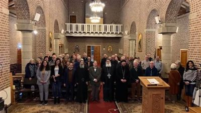 أسقف هولندا يرسم شمامسة جدد بدير العذراء