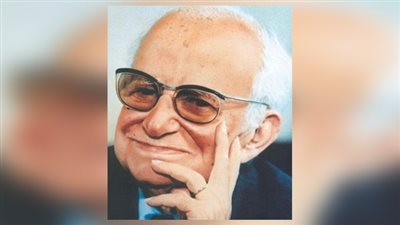 يحيى حقي يكتب: لماذا نحارب رقصة هز البطن