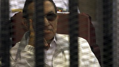 جلسة تاريخية بمحكمة النقض غدًا.. إسدال الستار على اتهام «مبارك» في قتل المتظاهرين.. قانونيون: حضور الرئيس الأسبق وجوبي.. ومصادر: الجهات الأمنية تحدد مكان المحاكمة خلال ساعات