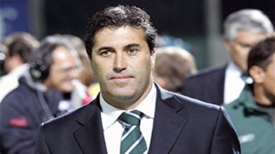 بيسيرو يطالب لاعبي الأهلي بالنقطة الـ 12