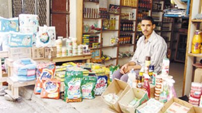 «بقالة الجيزة» تبحث مشكلات التجار المتعثرين في دفع ثمن وثيقة التأمين