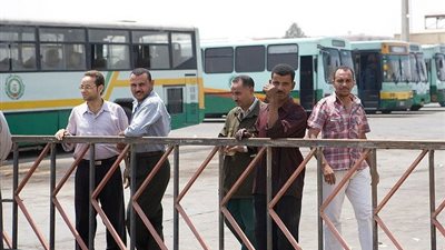 عمال النقل العام يهددون بالإضراب