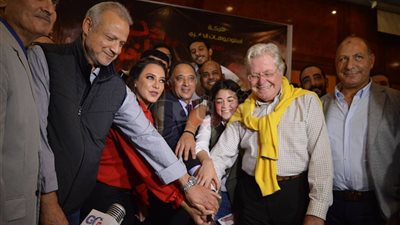 حسين فهمي: سعيد بالعمل مع سلاف فواخرجي وأتمنى ألا تكون آخر مرة