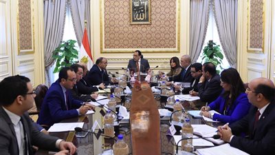 «الوزراء»: مهلة أسبوعين لحصر مشكلات المستثمرين السياحيين بمطروح