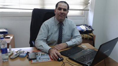 خبير: التفاؤل والارتفاعات بالبورصة الأمريكية رفعت أحجام التداول