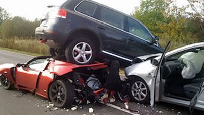 بالأسماء.. مصرع 3 أشخاص وإصابة 7 آخرين في حادث سير بالإسماعيلية