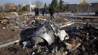 أوكرانيا وإيران تتفقان على إعادة حطام الطائرة المنكوبة إلى كييف