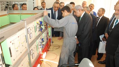 افتتاح مركز تدريب مهني سيارات إمبابة بعد تطويره (صور)