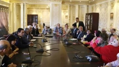 برلماني: تطبيق قانون التأمين الصحي مرحليا يكشف السلبيات وعلاجها