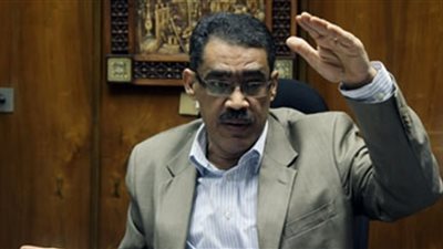 تعرض نقيب الصحفيين لهبوط حاد في الدورة الدموية