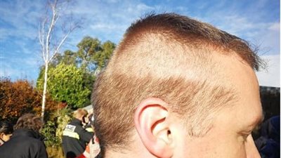 رجل إطفاء يخرج لعمله بشكل فاجأ زملاءه (صور)