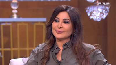 إليسا: الشعب المصري محب للحياة ويتذوق الموسيقى (فيديو)